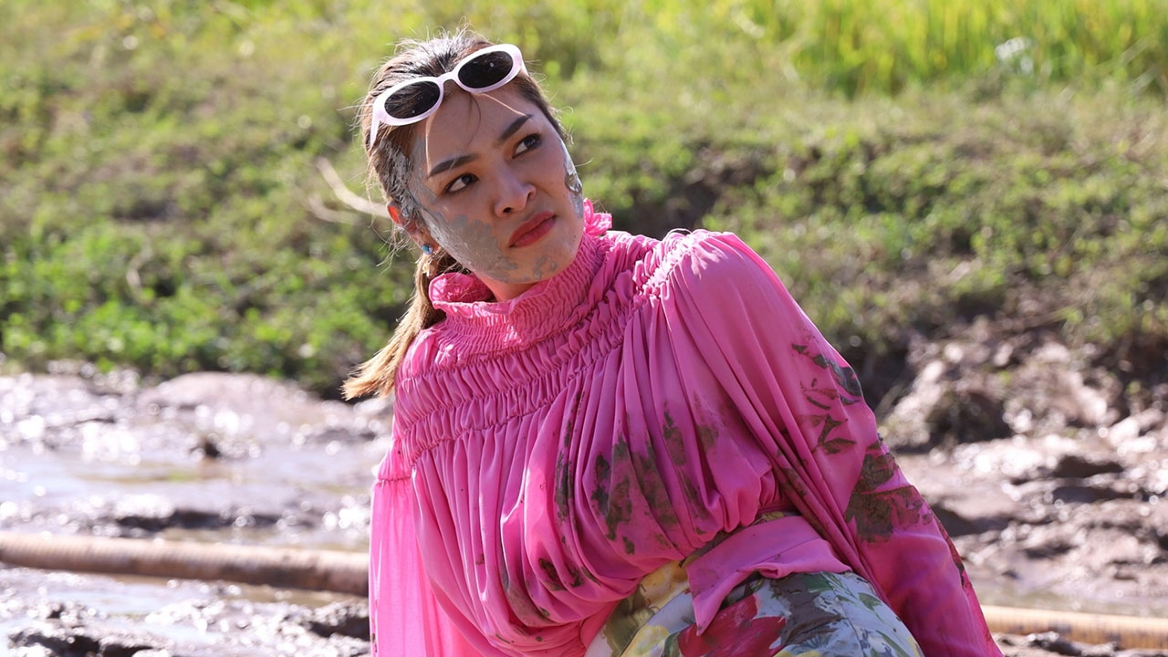 "ไขแสง" ไม่เคยแผ่วความฮา "ฝ้าย สุภาพร" ปลื้มฟีดแบ็กละคร "ฮักหลายมายเลดี้"