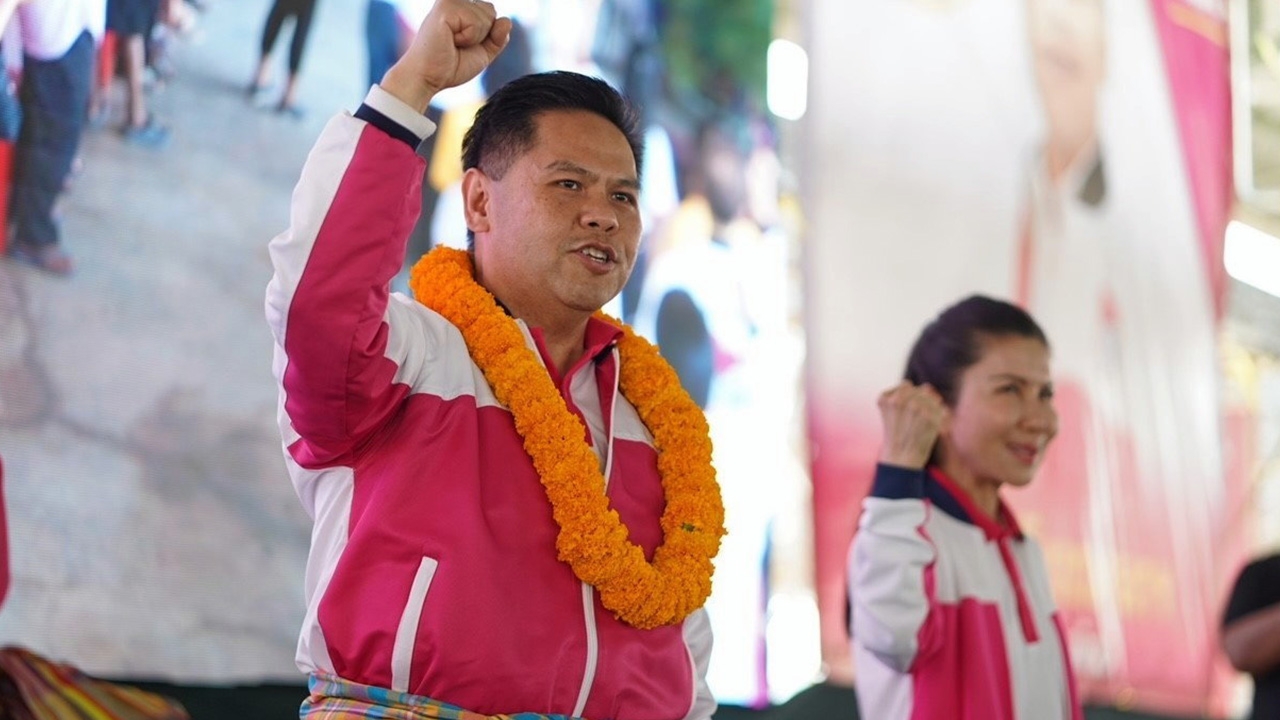 สนามเมืองสุพรรณบุรีสู้กันเฉพาะกิจ