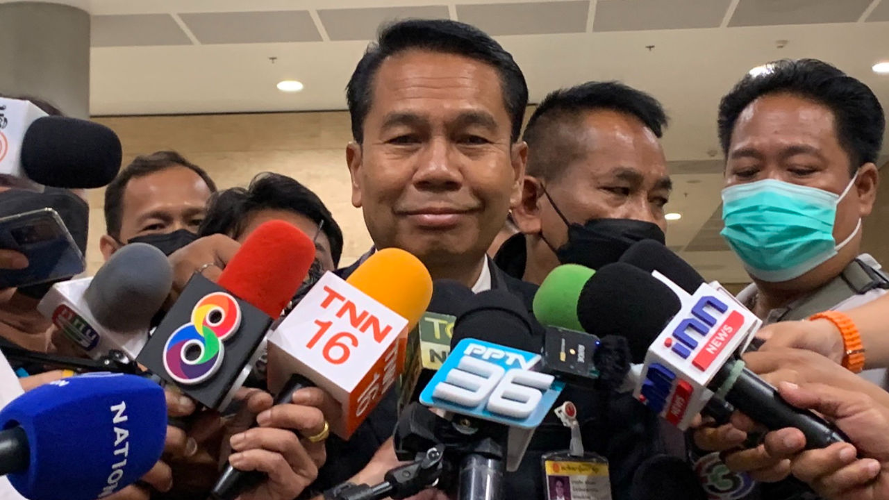 "สุทิน" แจง ปมซักฟอกรัฐวันแรก ดักทาง บางพรรคปากกล้าขาสั่น หนีตรวจสอบ 