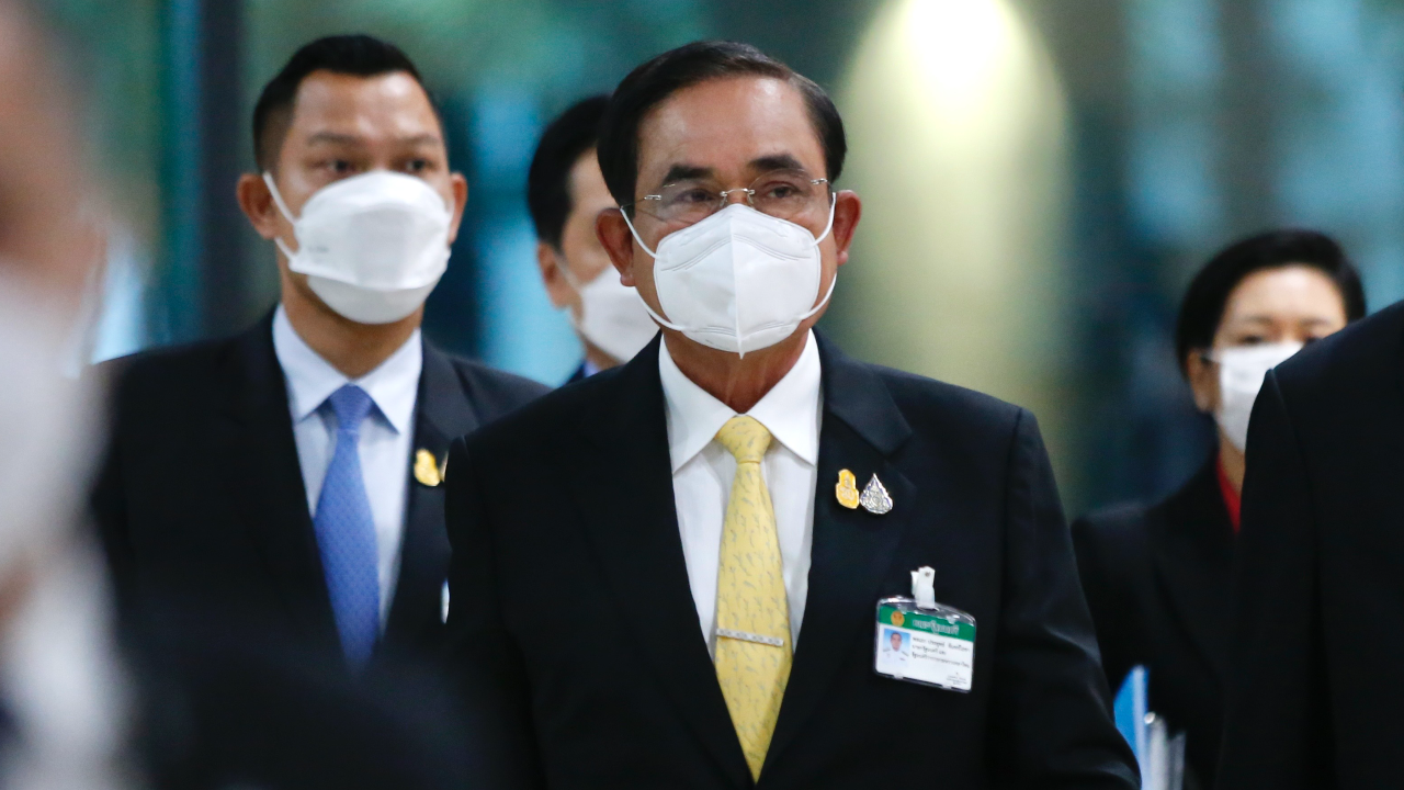 "บิ๊กตู่" มาถึงสภาแล้ว ร่วมศึกซักฟอก อภิปรายแบบไม่ลงมติ ตามมาตรา 152