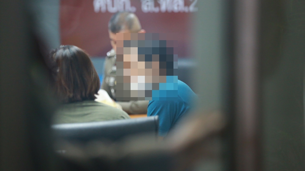 มอบตัวแล้ว ครูสอนขับรถควบเก๋งชนตำรวจทางหลวงดับ อ้างหนีเพราะกลัวความผิด