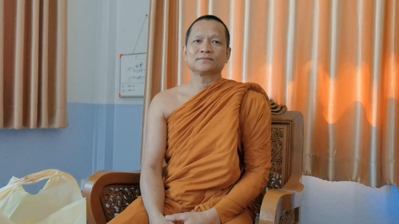 ทำไปเพราะยังเด็ก คลิปสามเณรเล่นรถบัมป์ รองเจ้าอาวาสเผย เรียกมาตักเตือนแล้ว