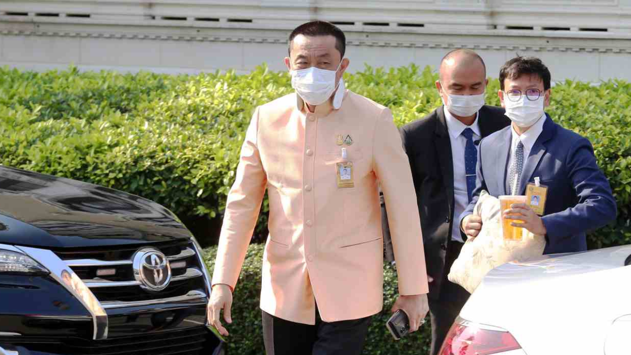 "ศักดิ์สยาม" ลั่น ไม่มีหรอกครับ ไม่หวั่น "ชูวิทย์" แฉทุจริต คมนาคม 