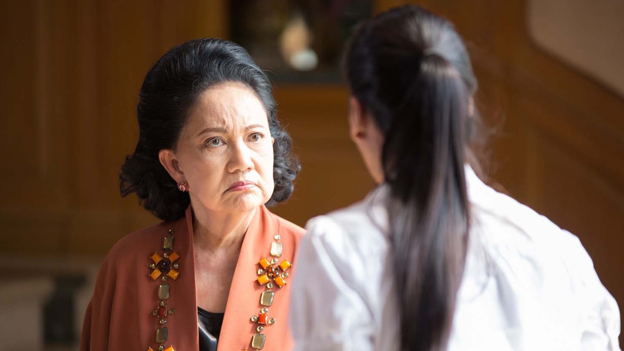 จุดเริ่มต้นความแค้น “พิม” เหลืออด โกรธจัด ถีบ “มี้” กลิ้งตกบันได ใน “หลงเงา” 