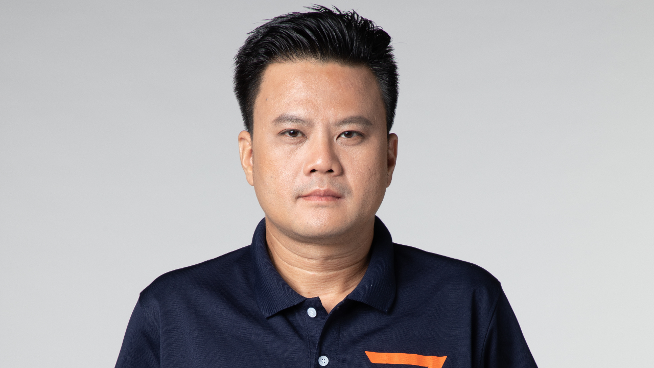 เลือกตั้ง : 2566 รถชนสาหัส "ทนายเคน" ว่าที่ผู้สมัคร ส.ส.แพร่ ก้าวไกล 