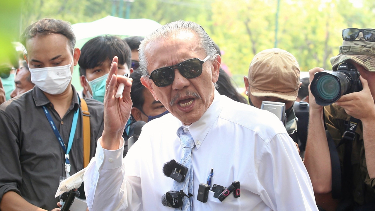 ไอ้เสือถอย