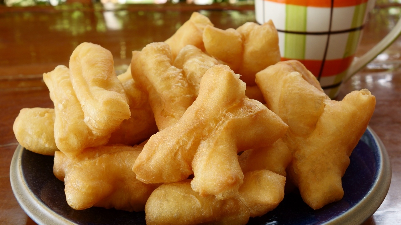 รู้จัก 5 เมนูขนมหวานสตรีทฟู้ดดีที่สุดของโลก มี ปาท่องโก๋ ไทยติดโผด้วย