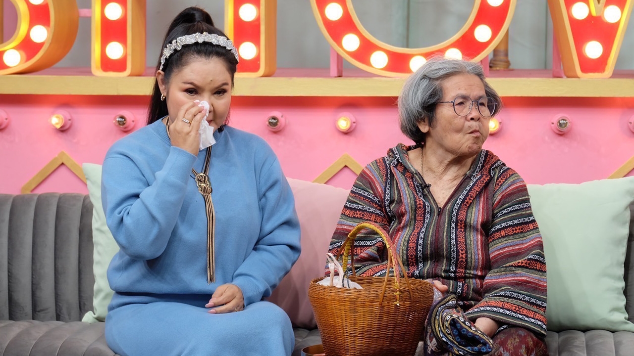 จริงมั้ย ฮาย อาภาพร ตอบแล้วหลังมีข่าวซุกลูก พร้อมควงคุณแม่เคลียร์ใจไม่คุยกัน