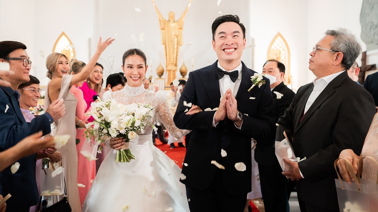 เปิดที่มาชุดเจ้าสาว ปาย สิตางศุ์ สวยหรูจากแบรนด์ไทย ถูกออกแบบโดยเฉพาะ