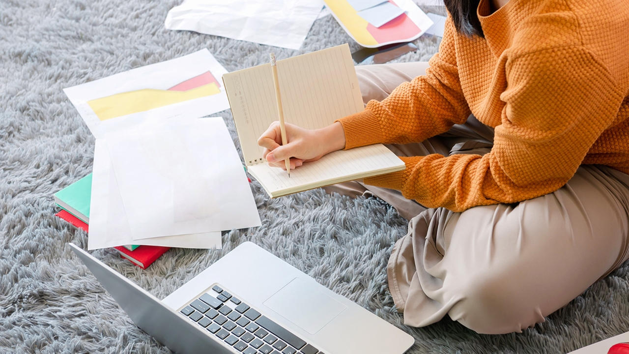 5 เคล็ดลับเรียนภาษาอังกฤษแบบไม่ต้องท่องจำ พื้นฐานแน่น ได้คะแนนดี