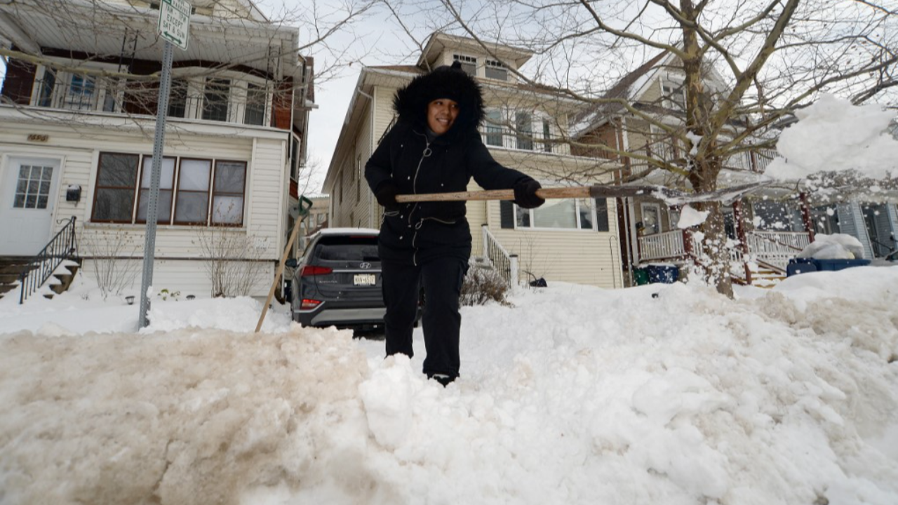 แคลิฟอร์เนียอ่วม หลายเมืองทางตอนใต้เตือนภัยพายุหิมะครั้งแรกในรอบกว่า 3 ทศวรรษ