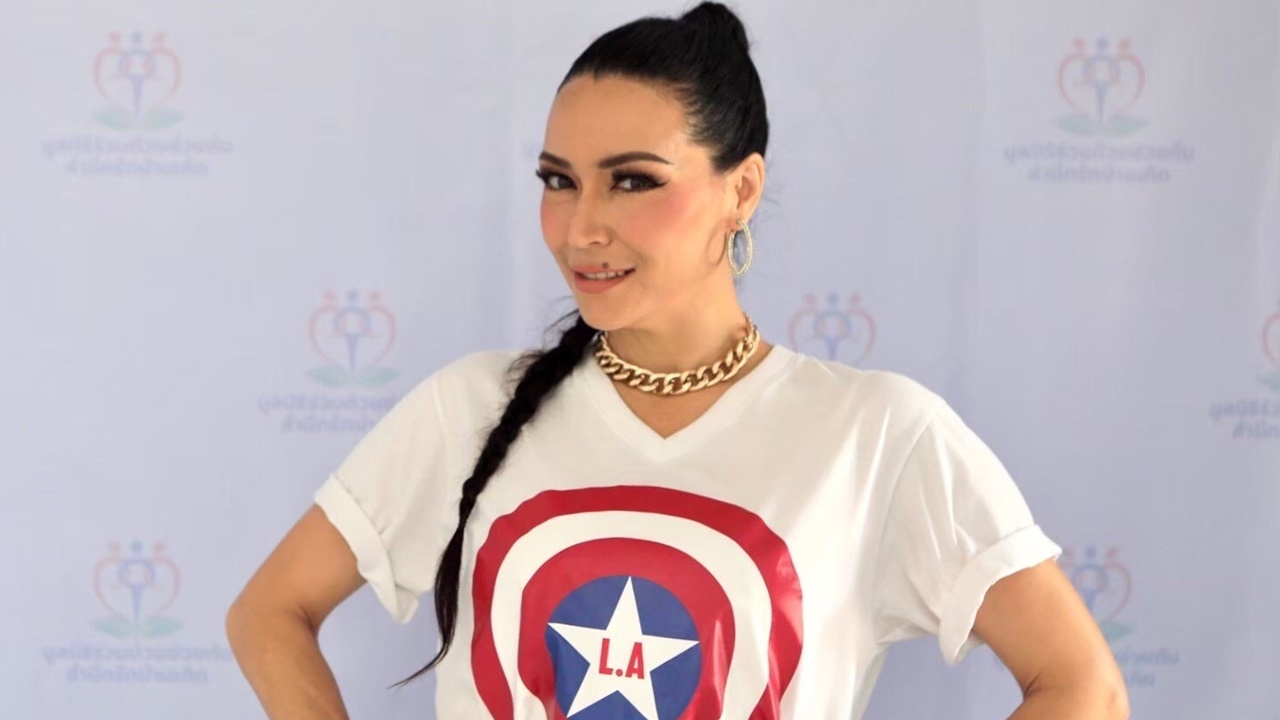 ลอร่า ศศิธร นั่งแท่นคอลัมนิสต์ ตีแผ่ปัญหามุมมองคนละวัย อ้อนยังรับพิธีกร