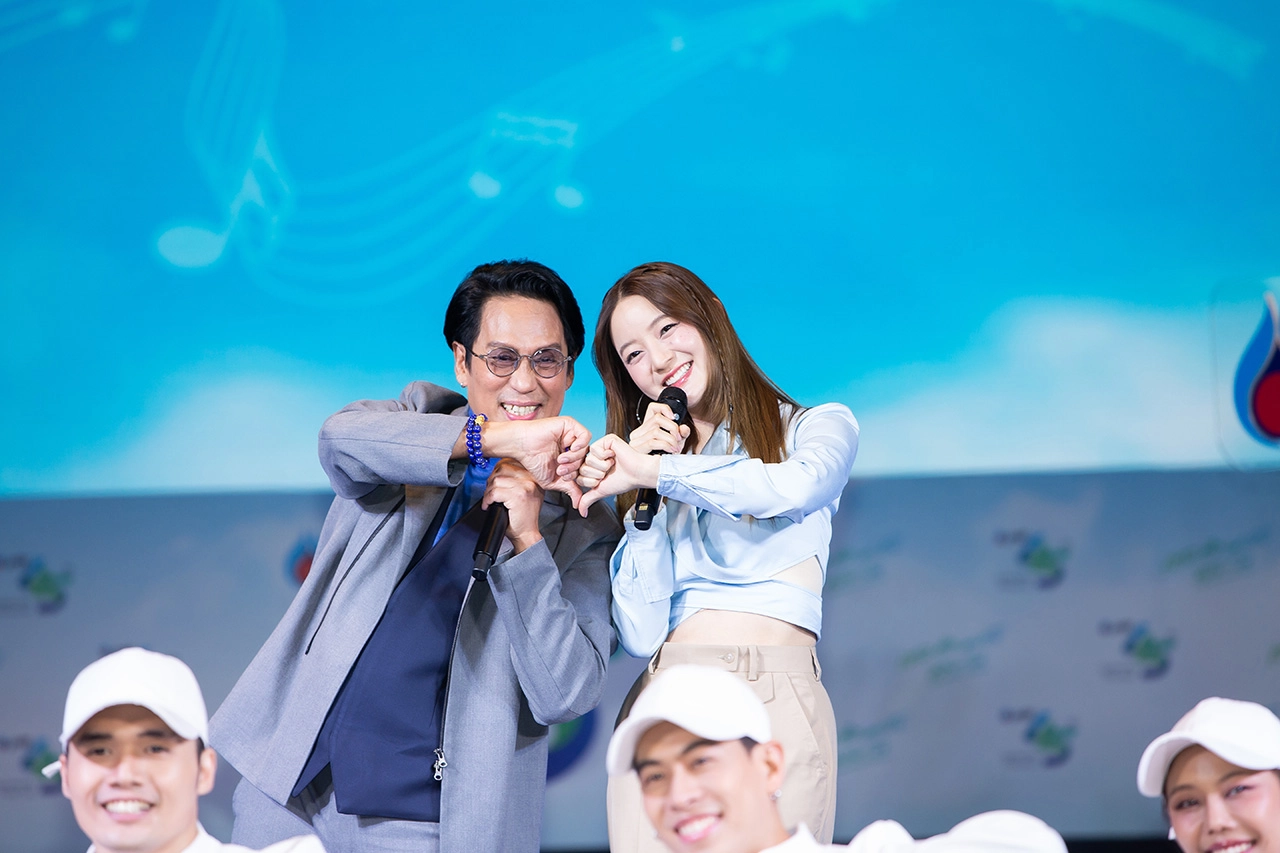 ปตท. x เบิร์ด-ธงไชย อิ้งค์-วรันธร ฉลอง 45 ปี มอบเพลงพิเศษ "เธอคือพลังของฉัน" แทนคำขอบคุณ