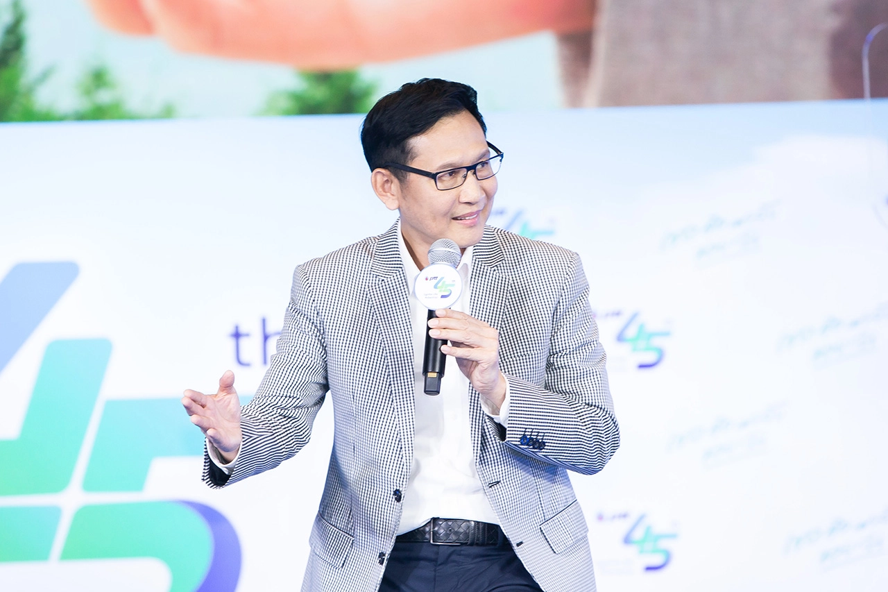 ปตท. x เบิร์ด-ธงไชย อิ้งค์-วรันธร ฉลอง 45 ปี มอบเพลงพิเศษ "เธอคือพลังของฉัน" แทนคำขอบคุณ