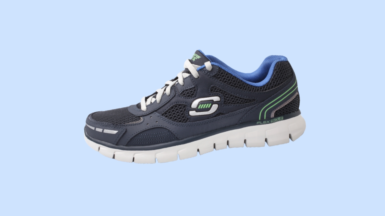 Skechers goga hotsell max pantip