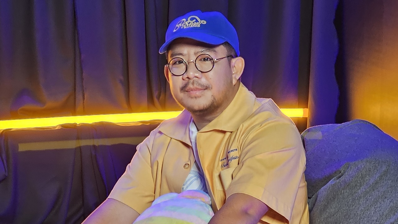 หลากฉี เผยเรื่องสุดหลอน เหมือนมีมือลูบหัว พูดข้างหู “คิดว่านี่ผีหรือคน”