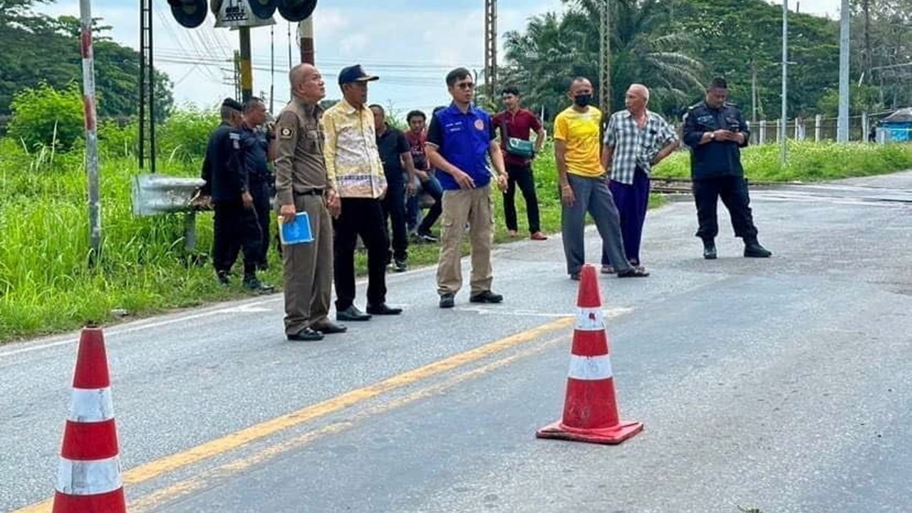 ถล่มฆ่า ส.ต.ท.