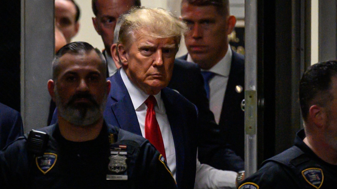 "ทรัมป์" ถูกรัฐบาลดำเนินคดีอาญาฐานยึดครองเอกสารความมั่นคง