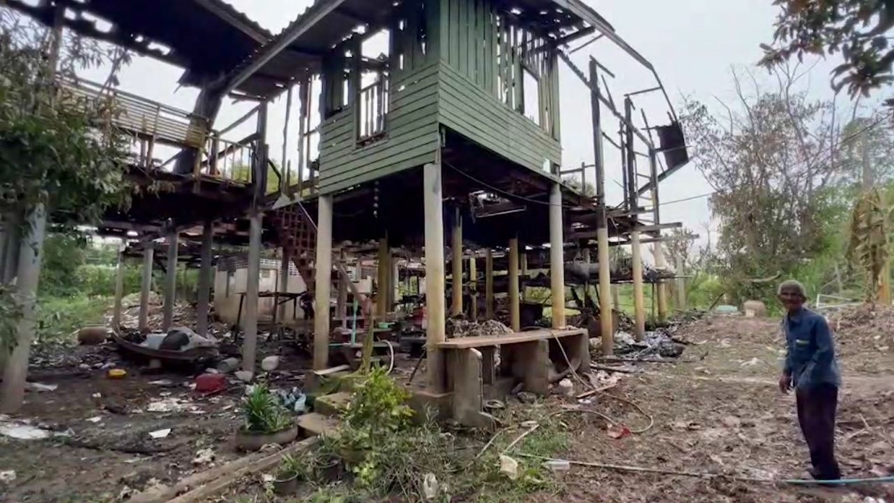 พบทองของยายอยุธยา ถูกไฟไหม้บ้านคลอกดับ เชื่อห่วงลูกหลานจึงเข้าไปหาแล้วโยนออกมา