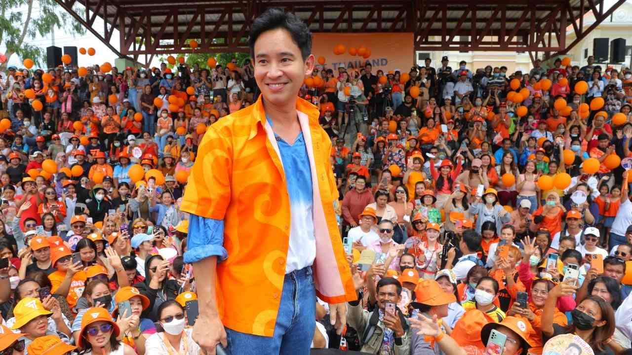 "พิธา" เดินสาย ขอบคุณชาวภูเก็ต พาก้าวไกล ชนะยกเกาะ-หนุน สู่ไข่มุกระดับโลก