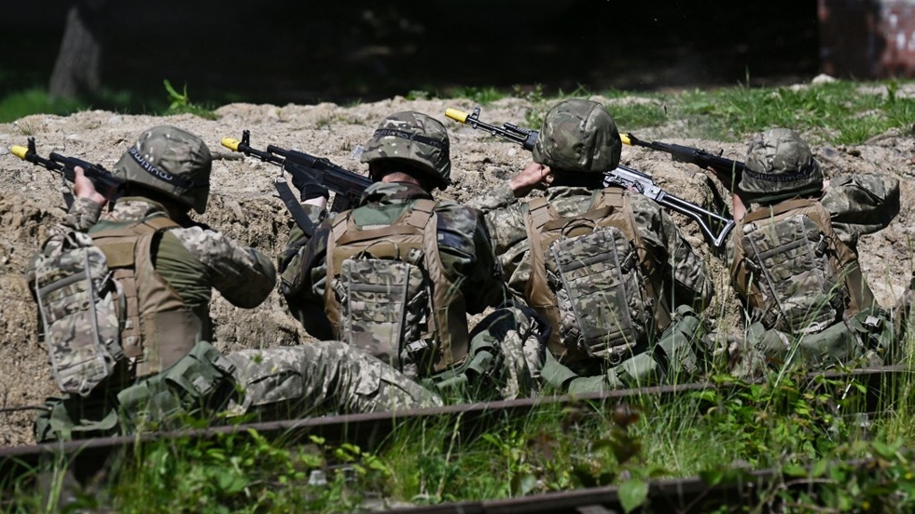 ปูตินอ้าง เคียฟเริ่มปฏิบัติการตอบโต้แล้ว เกิดการปะทะหลายจุดทั่วยูเครน