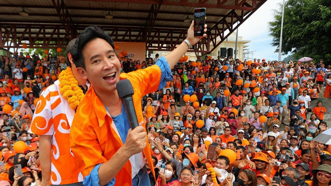 รู้ตัวแต่ยังฝืนสมัคร กกต.จัดหนัก "พิธา" ถือหุ้นสื่อขาดคุณสมบัติ "เศรษฐา" ปัดรอเสียบ