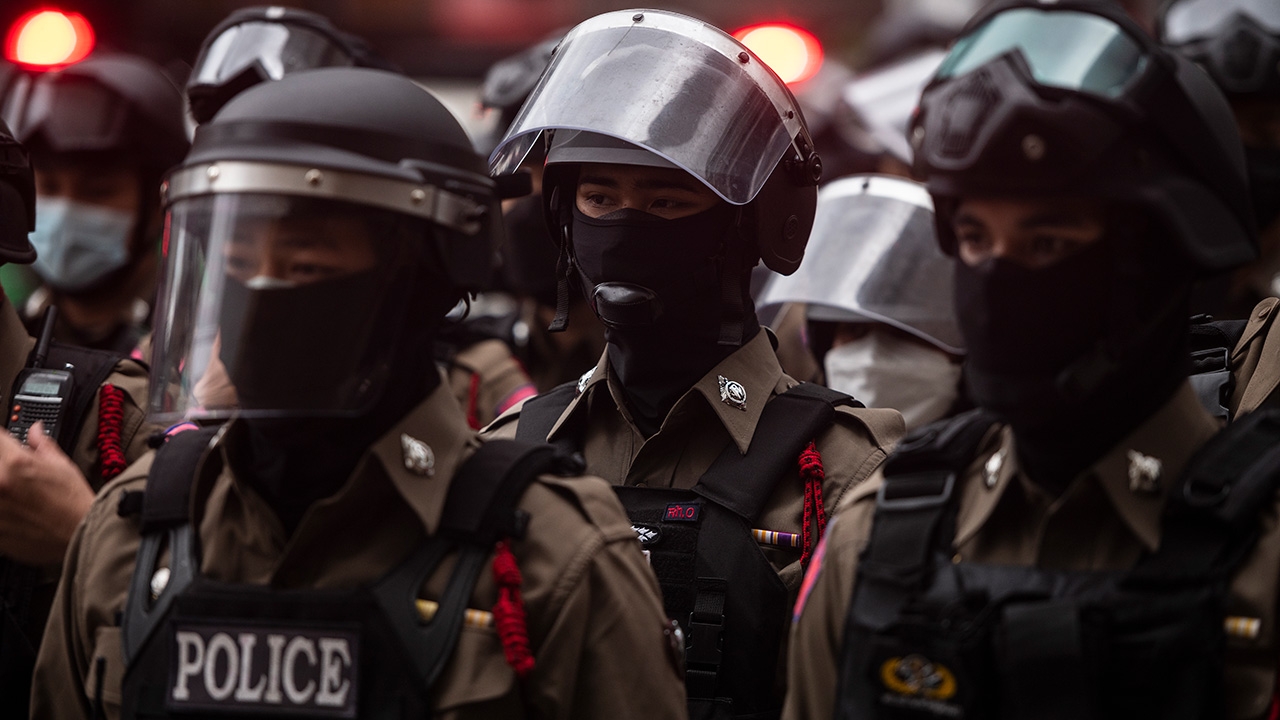 แก้ตำรวจขาดแคลน