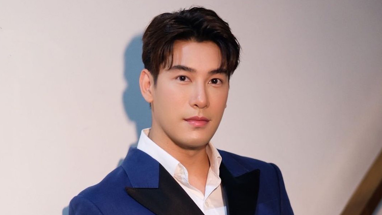 "เคน ภูภูมิ" ออกมาตอบสถานะ "เอสเธอร์" สยบข่าวลือไม่ได้เลิกไม่หวานแต่มั่นคง