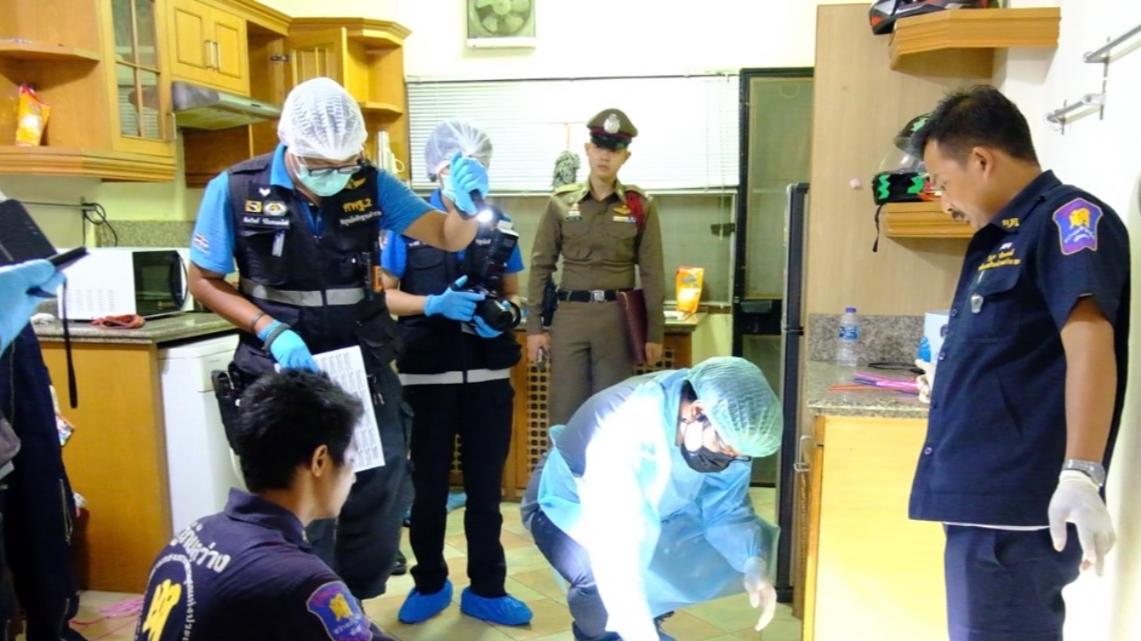 ผัวหึงโหด เห็นเมียรักคุยแชตชายอื่น-โพสต์โชว์รูปคู่ จ่อยิงดับต่อหน้าลูก