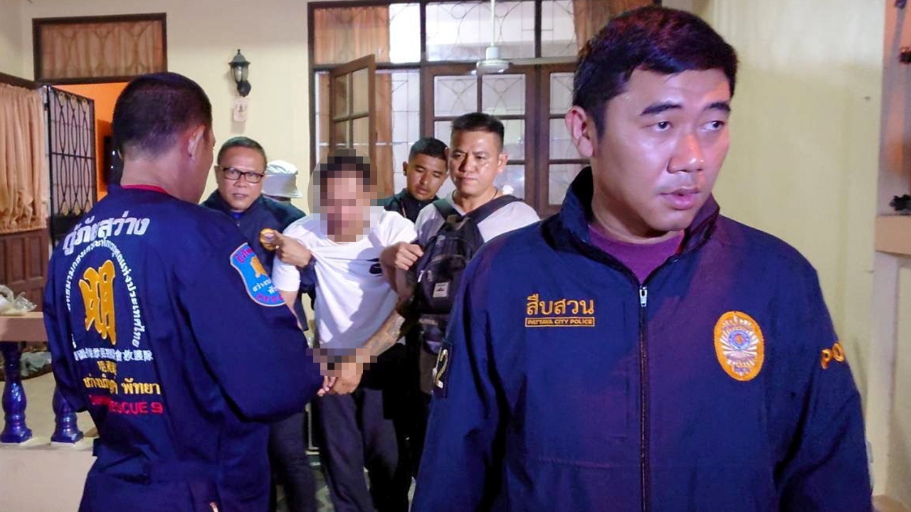 ฆ่าเมียต่อหน้าลูก ผัวช่างสักคลั่ง ยิงดับคาบ้าน! พบแอบปันใจ หลักฐานคาตา แชตกับภาพคู่