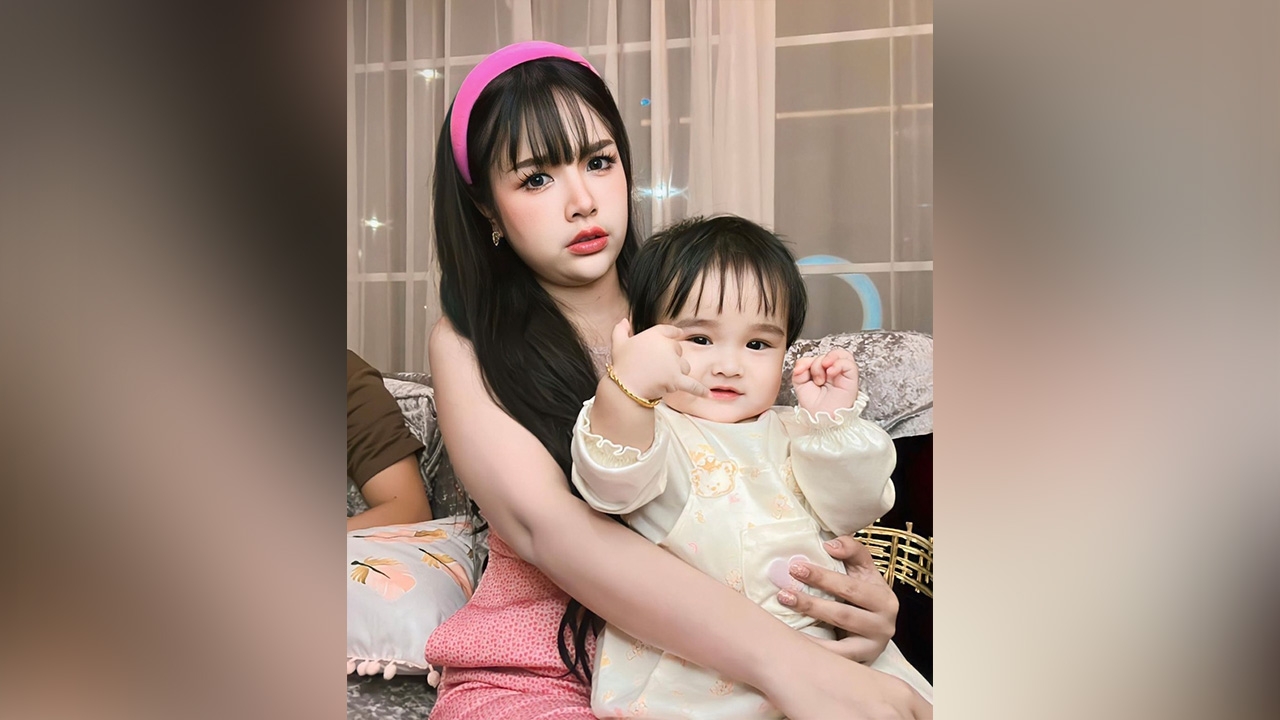 อดใจไม่ไหว ชาวเน็ตเผยนิสัย เจนนี่ ได้หมดฯ หลังเข้าไปขอถ่ายรูป ที่แท้เป็นแบบนี้