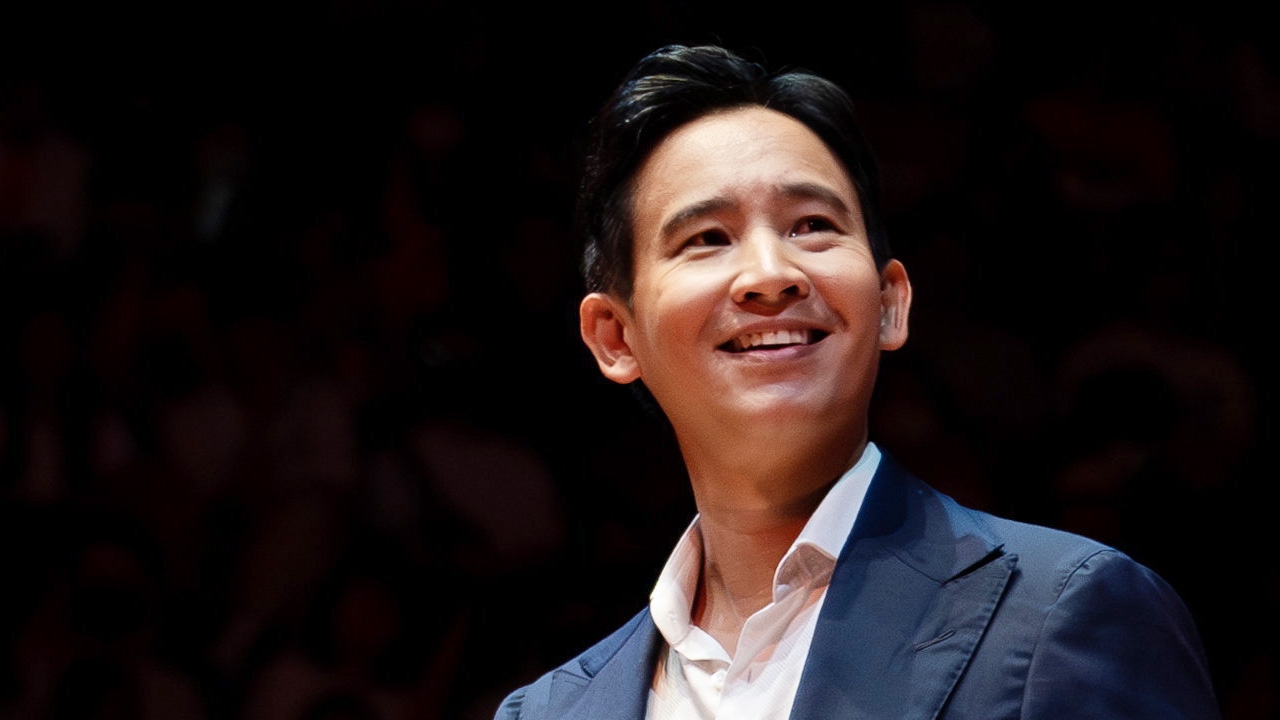 ผิดจริงหลุดนายกรัฐมนตรี : ประกาศรับรองส.ส.ขยับสอย “พิธา” ก๊อกสอง