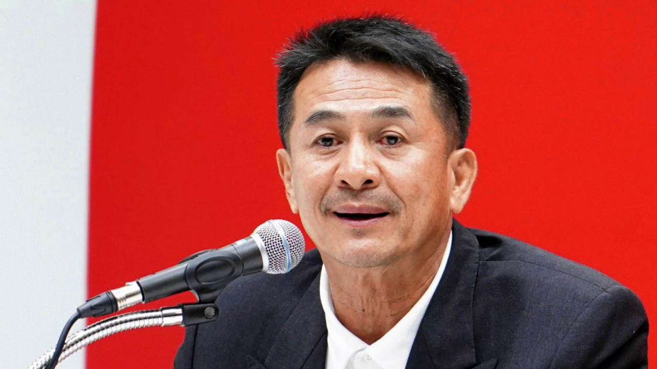 “ชลน่าน” ไม่ให้ค่า “จตุพร” ปมเก้าอี้ประธานสภา ด้าน “วิโรจน์” แนะรอผลสรุป