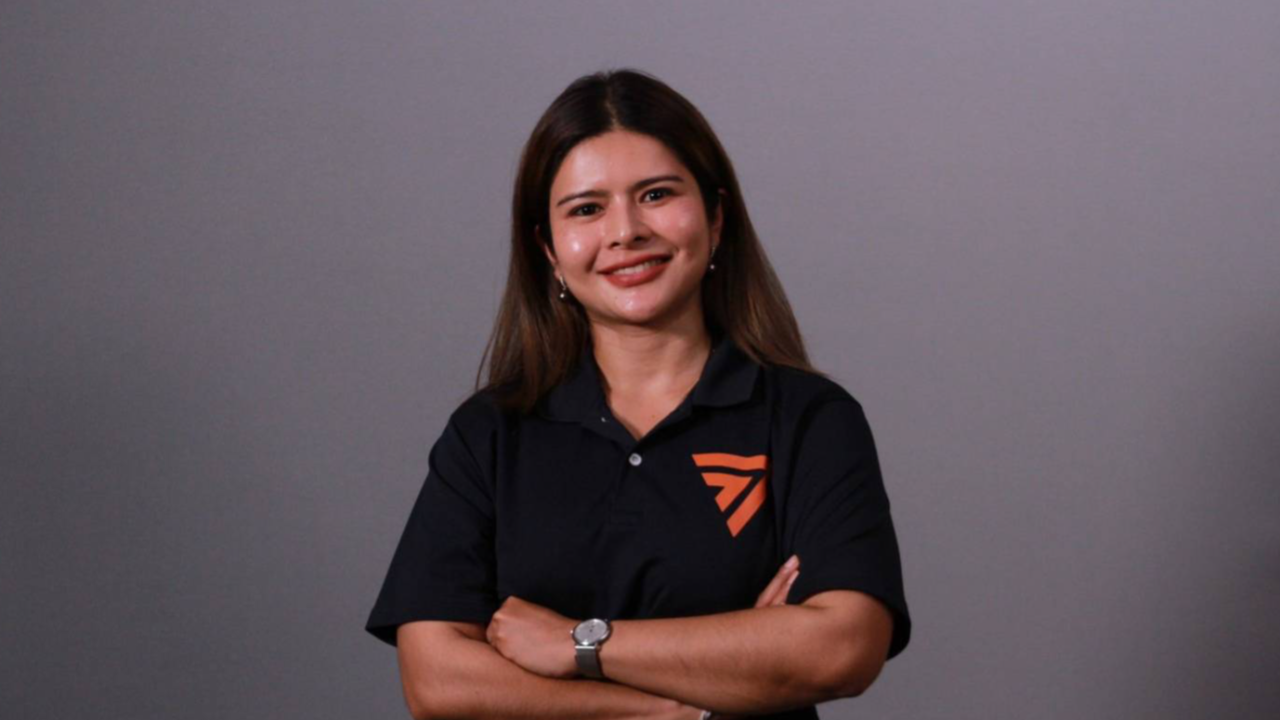 แต่งตั้ง “ลิซ่า ภคมน” นั่งรองโฆษกพรรคก้าวไกล จ่อดัน พ.ร.บ.สื่อมวลชน