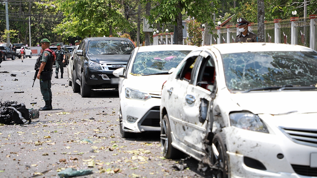 ปรับยุทธศาสตร์ดับไฟใต้ เลิกก.ม.พิเศษเน้นพูดคุย