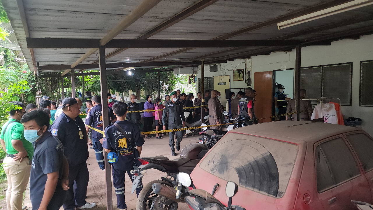 ด.ต.ปืนโหดซัลโวเมียดับ คิดสั้นตาม แต่ไม่ถึงฆาต เหตุทะเลาะเมียท้ายิง