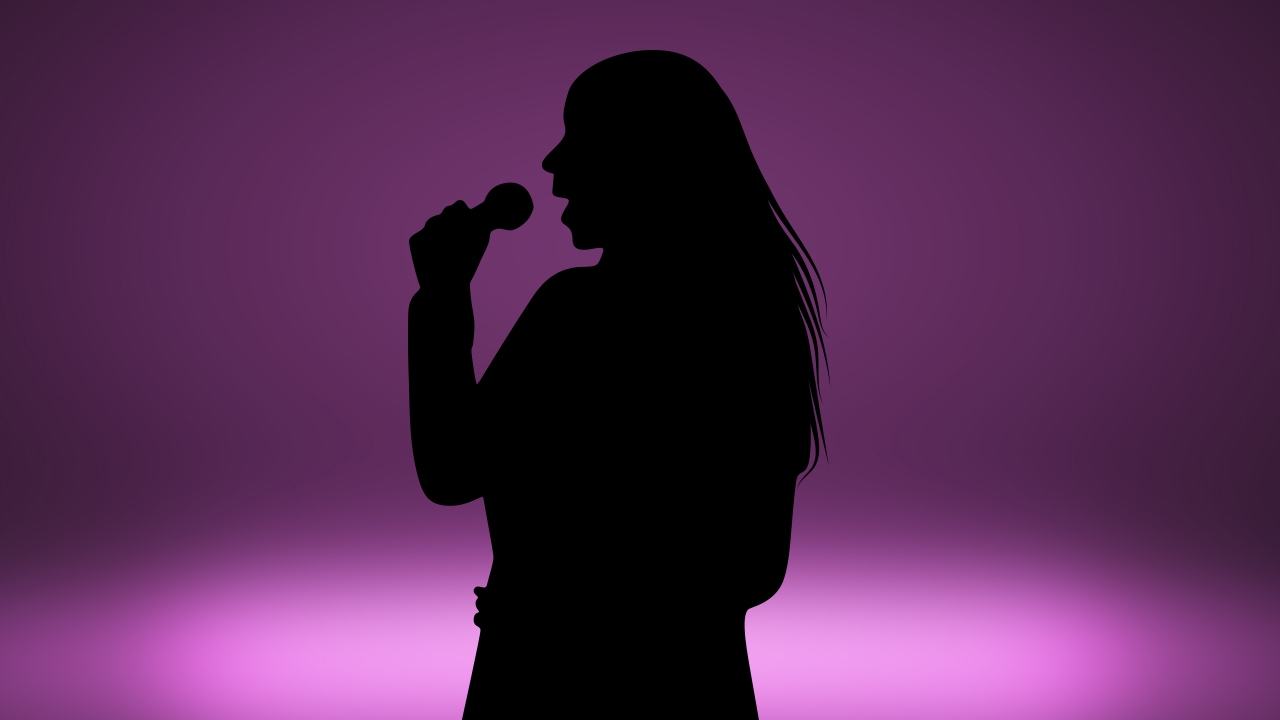 แฉยับ ลูกทุ่งหน้าสวย ผีพนันเข้าสิง ติดหนี้หลายสิบล้าน กู้เงินนอกระบบส่งดอก