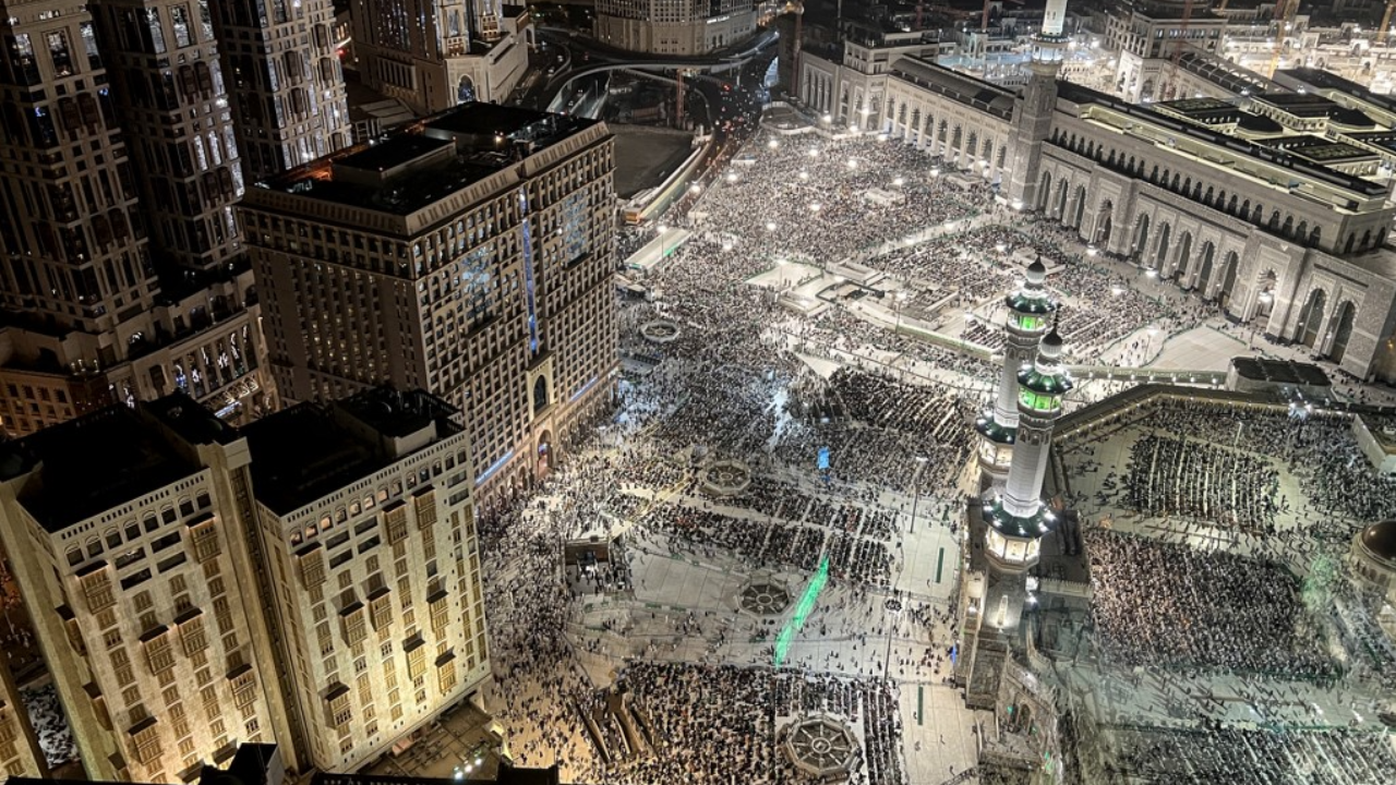 ซาอุฯ คุมเข้มรักษาความปลอดภัยผู้แสวงบุญจากทั่วโลก 1.5 ล้านคน หลั่งไหลร่วมพิธีฮัจญ์