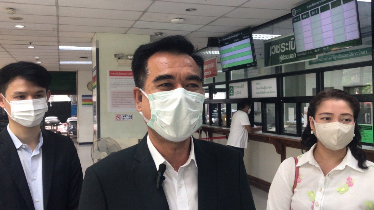 รองประธานสภา กทม.เยี่ยมเหยื่อถังดับเพลิงระเบิด เล็งซื้อใหม่แทนของหมดสภาพตามชุมชน