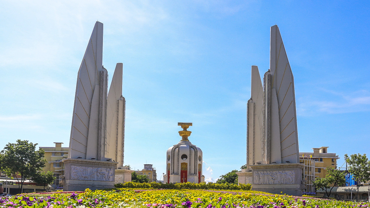 ผลสำรวจสวนดุสิตโพล พฤติกรรมประชาธิปไตยคนไทย การละเมิดสิทธิเสรีภาพเป็นอุปสรรค