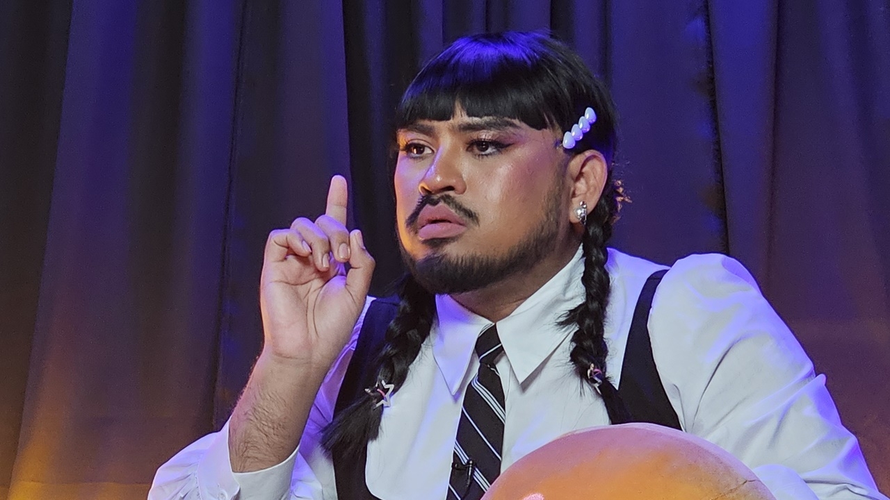 ใหม่ Powerpuff Gay เผยเรื่องเล่า ม.ดัง ขับรถทางลัด เจอผีผู้หญิงข้ามถนน (คลิป)