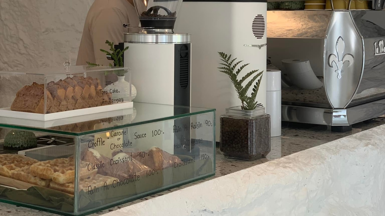 ร้านคาเฟ่เซ็ง ขอเก็บเงินลูกค้าก่อนทำ "ออเดอร์" กลับเจอบ่น ของแพง แถมไม่ติดป้ายบอก