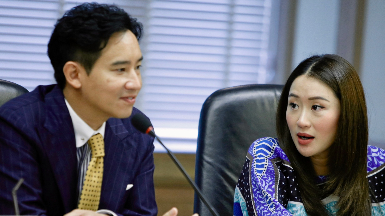 เพื่อไทย แจง ไม่มีคิว “แพทองธาร” ควง “พิธา” ขอบคุณชาวขอนแก่น ชี้เป็นข่าวโคมลอย