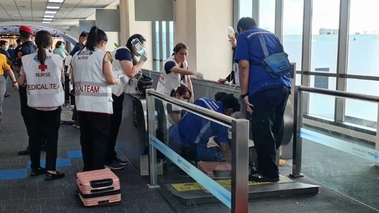 ทางเลื่อน! หนีบขาขาด สยองดอนเมือง ผู้โดยสารหญิง ขณะไปขึ้นเครื่อง