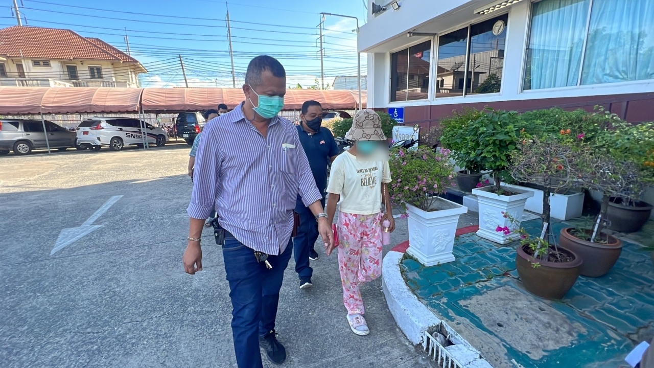 พม.นนทบุรี รับเด็กชาย 4 ขวบ ถูกแม่แท้ๆ ทำร้ายดูแลแล้ว ยังให้การปฏิเสธ