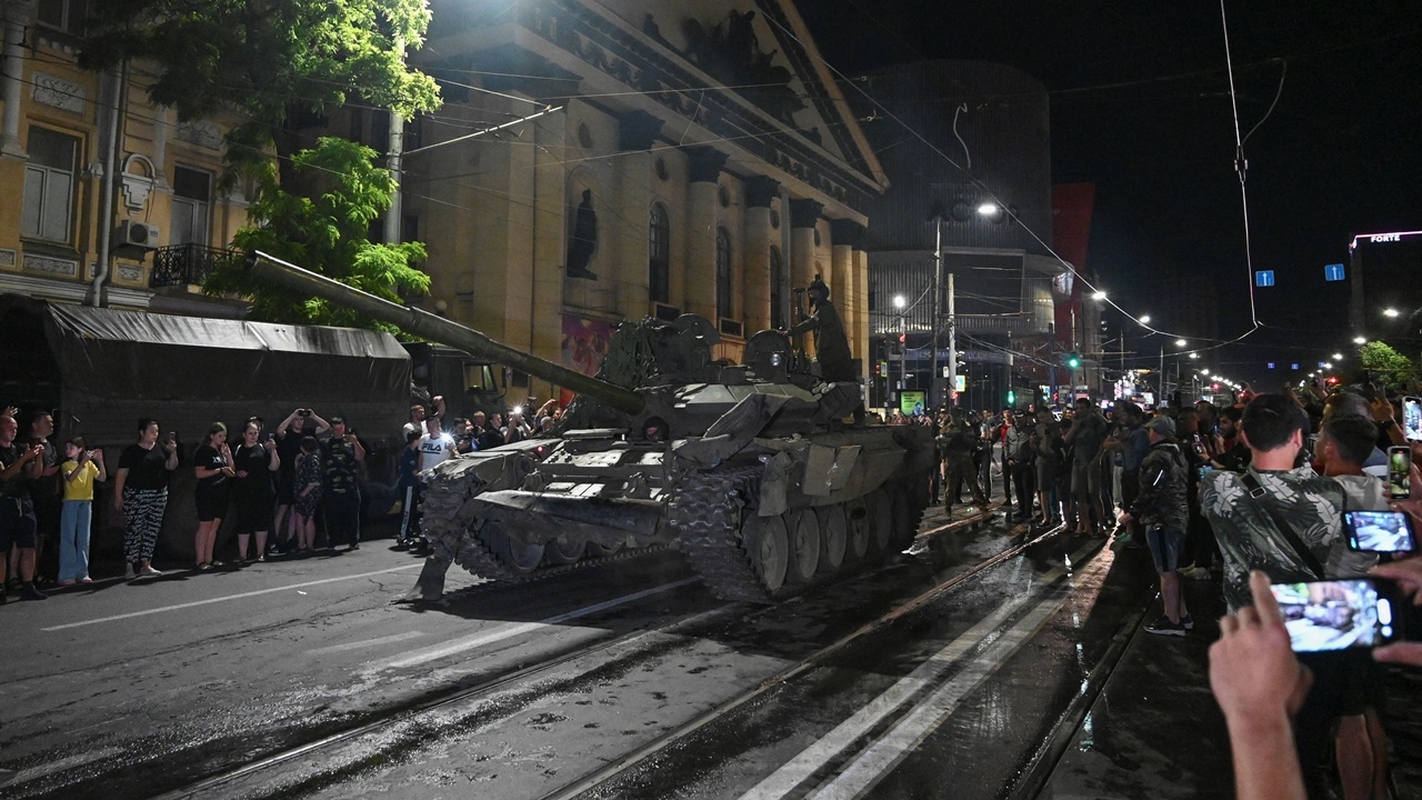 รัสเซียจ่อปลดอาวุธหนักกลุ่มวากเนอร์-ยกเลิกข้อหาก่อกบฏ