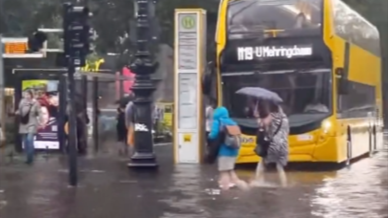 ฝนตกหนัก น้ำท่วมเบอร์ลิน และหลายเมืองทางภาคเหนือของเยอรมนี