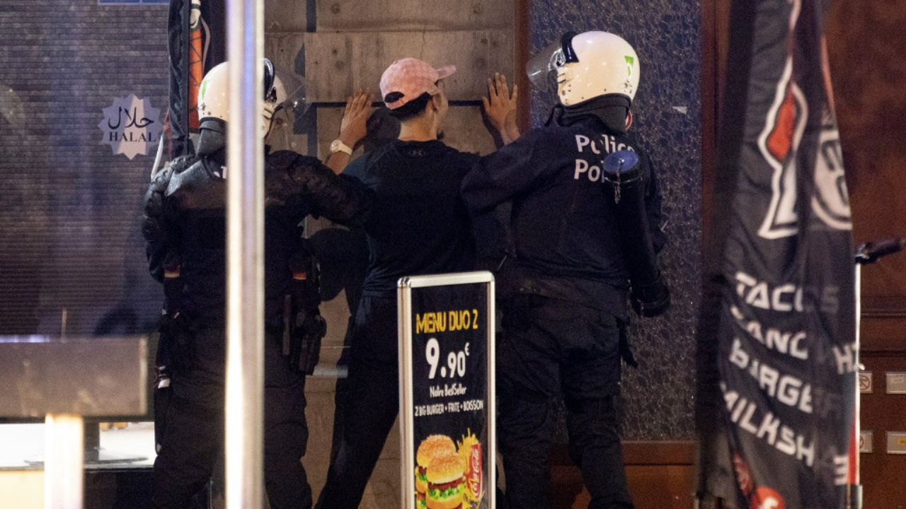 ตร.เบลเยียมรวบผู้ก่อเหตุประท้วงในบรัสเซลส์ คาดลุกลามมาจากม็อบฝรั่งเศส