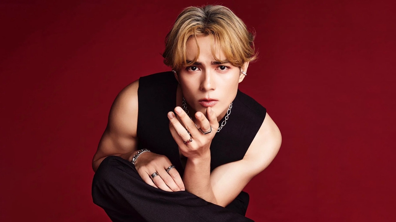 แน็ก ชาลี เปิดโหมดความหล่อ ทำชาวเน็ตเข้าใจผิดคิดว่าเป็นซุป'ตาร์ดังระดับโลก 