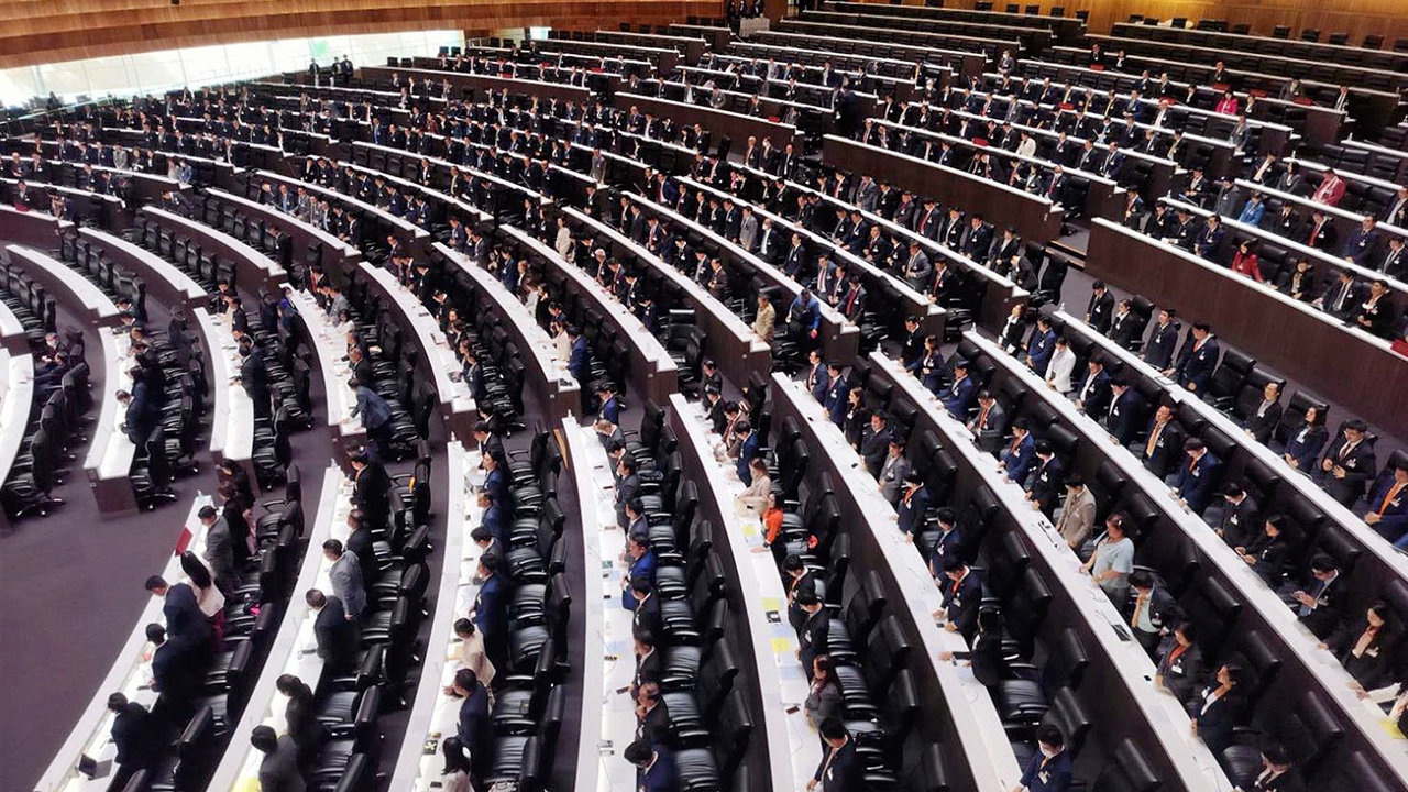 สูตรสำเร็จสืบทอดอำนาจ